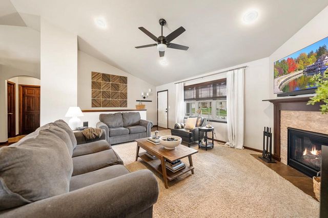 3165 HOWARD VIEW LANE, Green Bay, WI 54313
