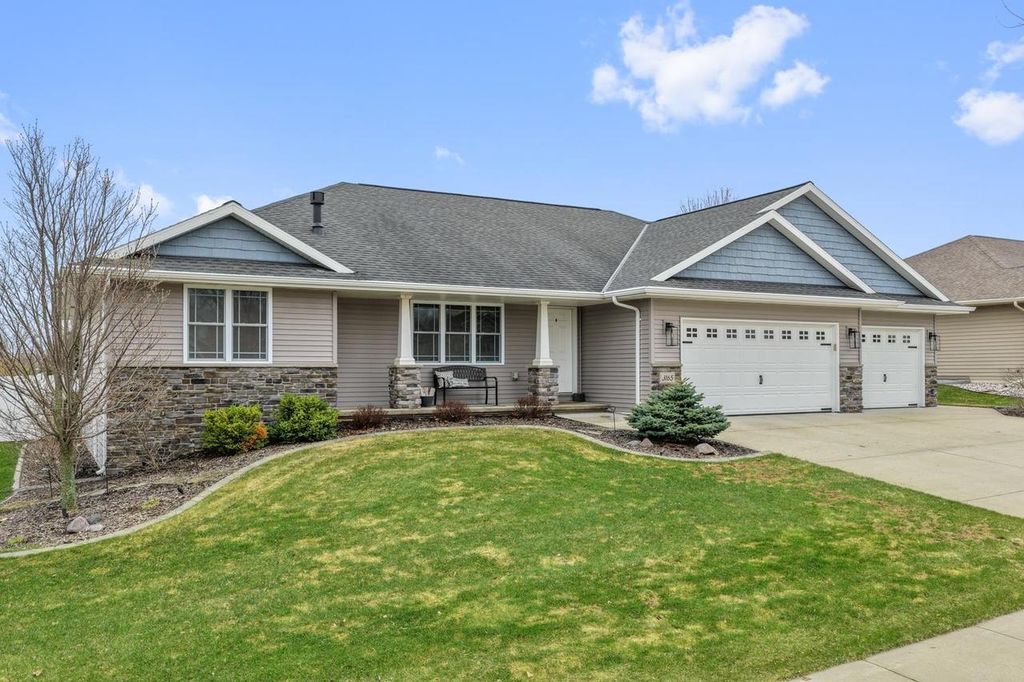 3165 HOWARD VIEW LANE, Green Bay, WI 54313