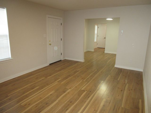 110 E Elmwood Street, Shreveport, LA 71104