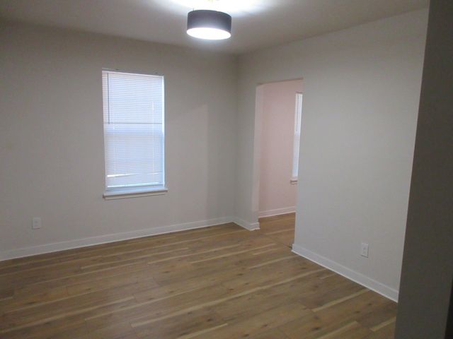 110 E Elmwood Street, Shreveport, LA 71104