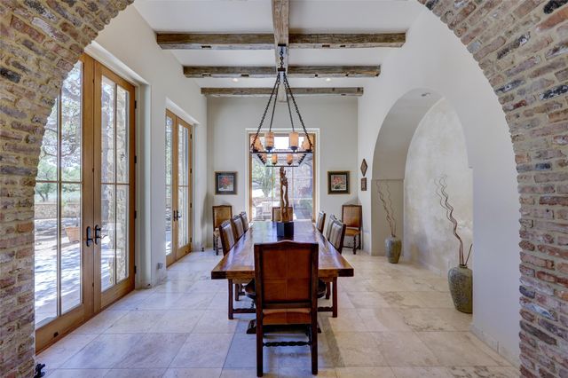 418 Cattle Trail DR, Dripping Springs, TX 78620