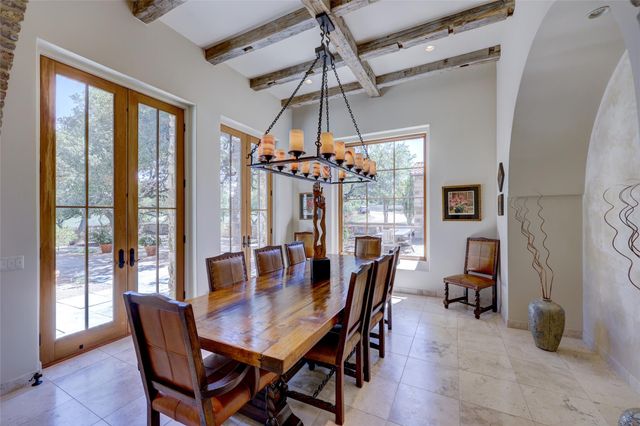 418 Cattle Trail DR, Dripping Springs, TX 78620