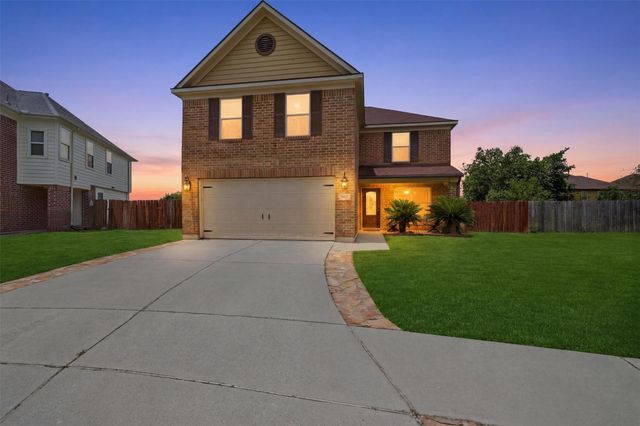5407 Echinacea Circle, Baytown, TX 77521