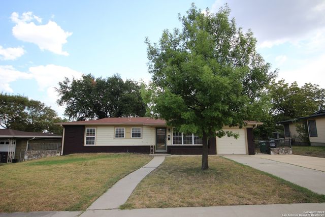 314 E GLENVIEW DR, San Antonio, TX 78201