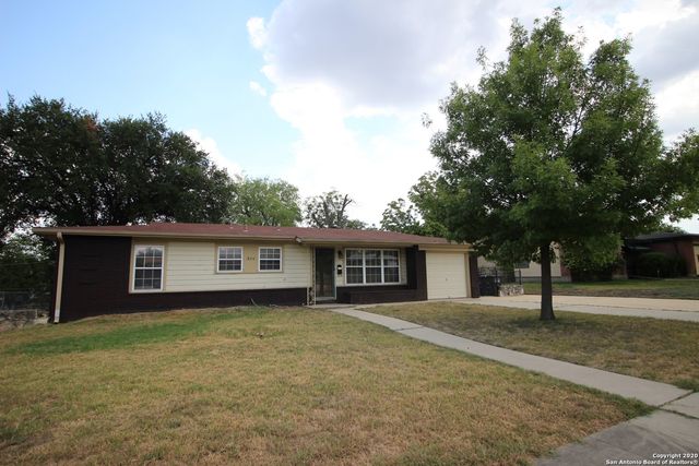 314 E GLENVIEW DR, San Antonio, TX 78201