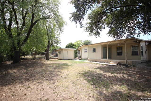 314 E GLENVIEW DR, San Antonio, TX 78201