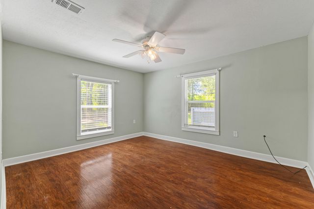 907 River St., Hattiesburg, MS 39401