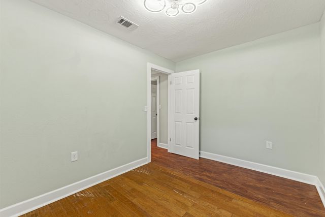 907 River St., Hattiesburg, MS 39401
