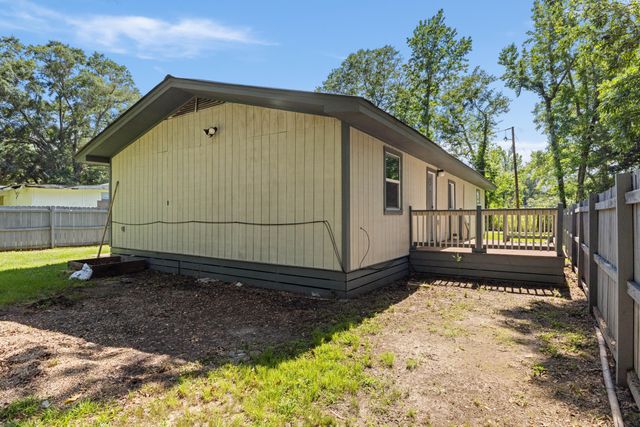 907 River St., Hattiesburg, MS 39401