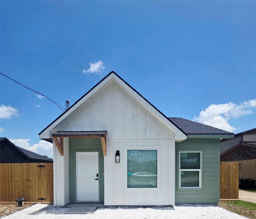715 Rosedale Street, La Marque, TX 77568