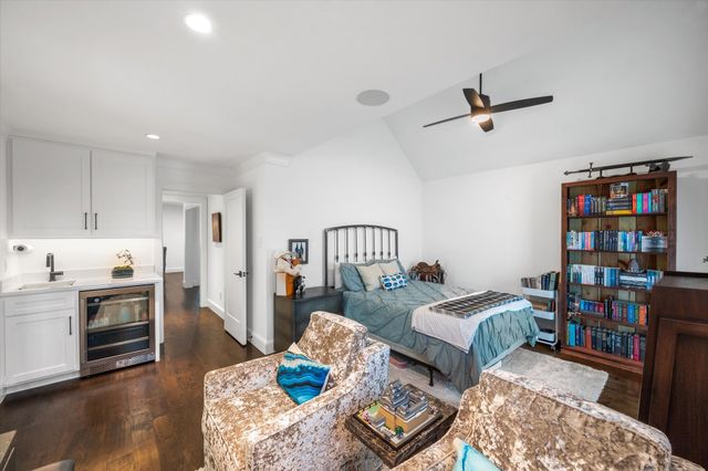 9017 Rumfield Road, North Richland Hills, TX 76182