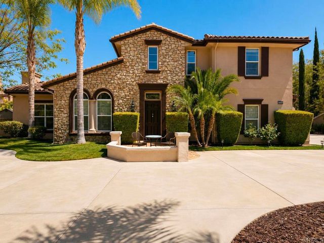 26829 Saint Andrews Lane, Valley Center, CA 92082