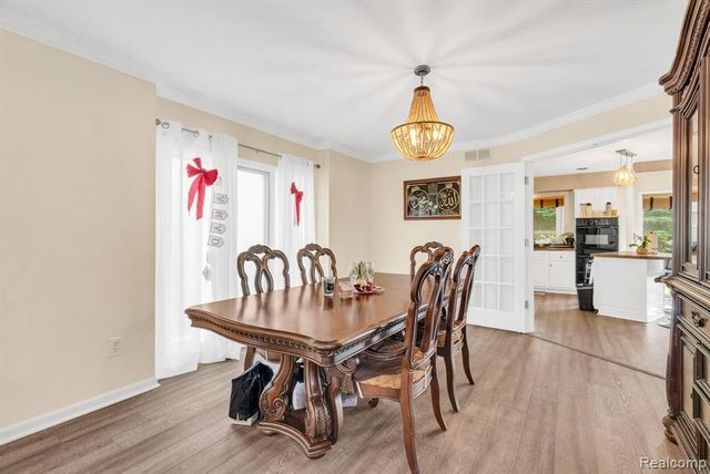 36832 Melbourne Drive, Sterling Heights, MI 48312