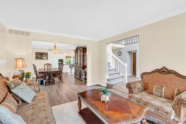 36832 Melbourne Drive, Sterling Heights, MI 48312