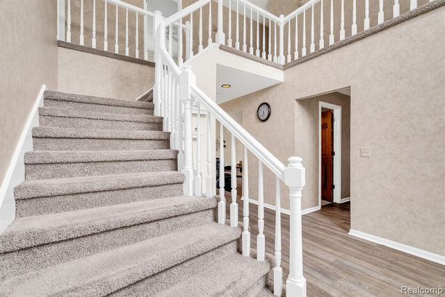 36832 Melbourne Drive, Sterling Heights, MI 48312