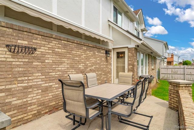 36832 Melbourne Drive, Sterling Heights, MI 48312