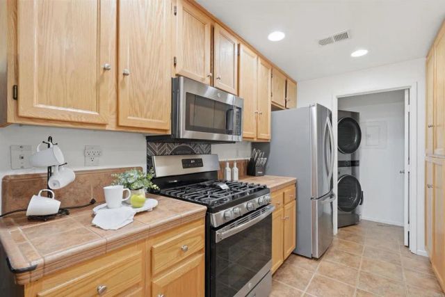 1880 Aubrives Place 2126, Chula Vista, CA 91913
