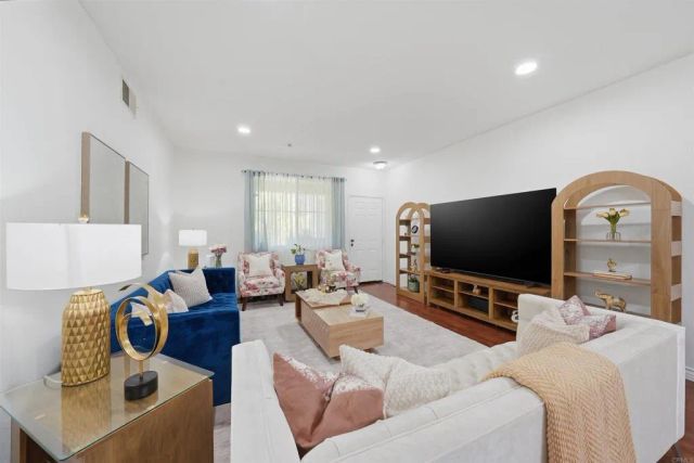 1880 Aubrives Place 2126, Chula Vista, CA 91913