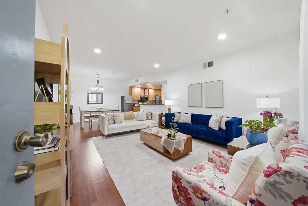 1880 Aubrives Place 2126, Chula Vista, CA 91913