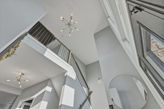 8494 S Nighthawk TRAIL, Oak Creek, WI 53154