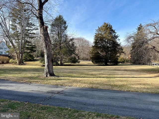 10816 FOX HUNT LN, Potomac, MD 20854