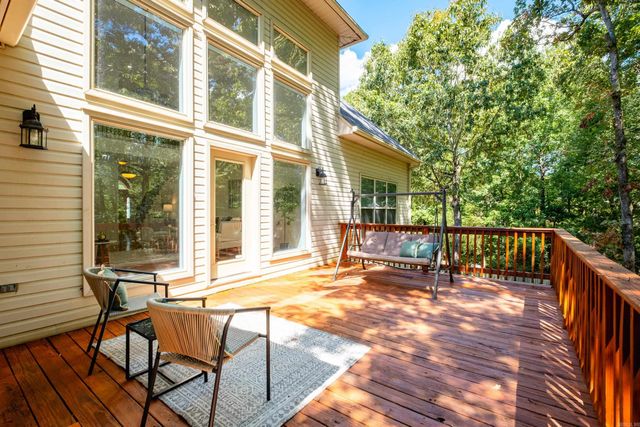 14 Mossy Rock Cove, Little Rock, AR 72211