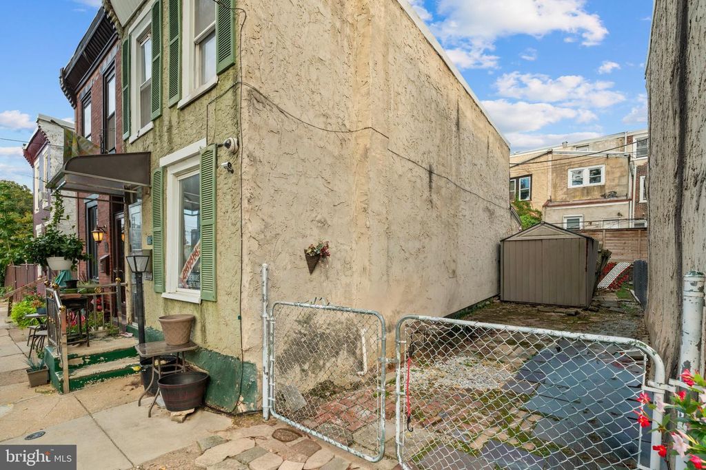 54 E EARLHAM ST, PHILADELPHIA, PA 19144 — photo 2