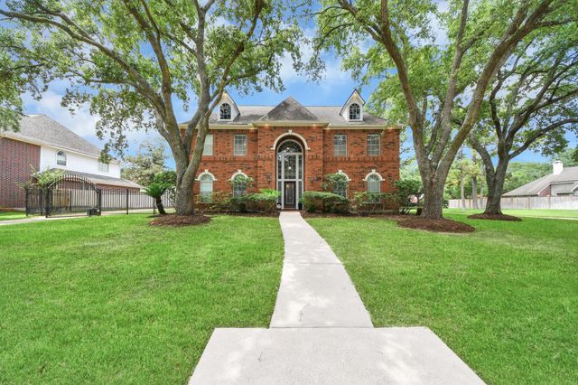 19702 Whitewind Drive, Houston, TX 77094