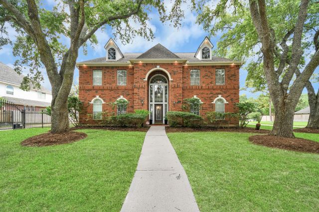 19702 Whitewind Drive, Houston, TX 77094