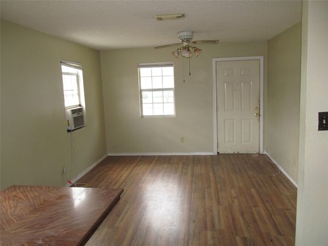 1503 Vermont Avenue, Dallas, TX 75216