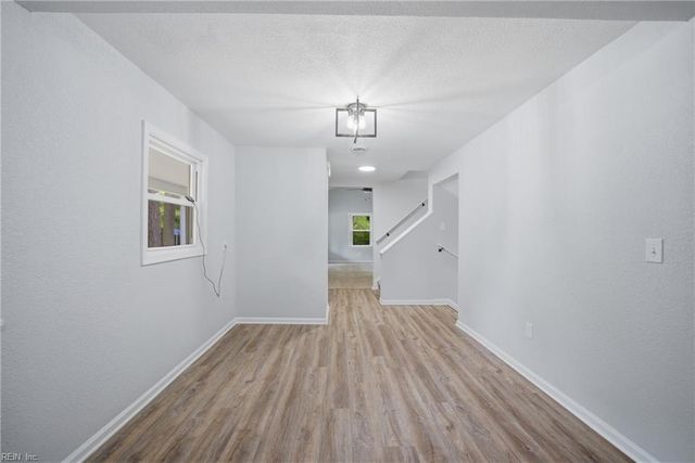 1234 Winburne LN, Norfolk, VA 23502