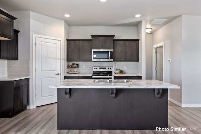 1253 White Birch Ave, Twin Falls, ID 83301