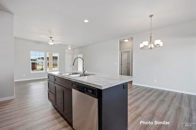 1253 White Birch Ave, Twin Falls, ID 83301