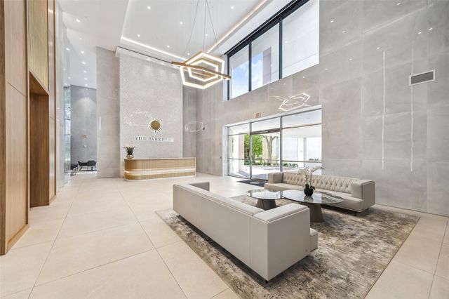 1701 Hermann Drive 22CE, Houston, TX 77019