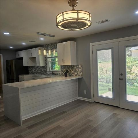 3047 Menlo Park Drive, Rex, GA 30273