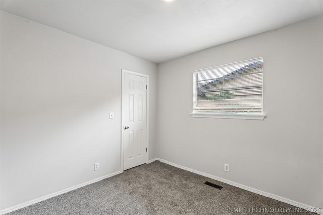3634 S 106th Place E, Tulsa, OK 74146
