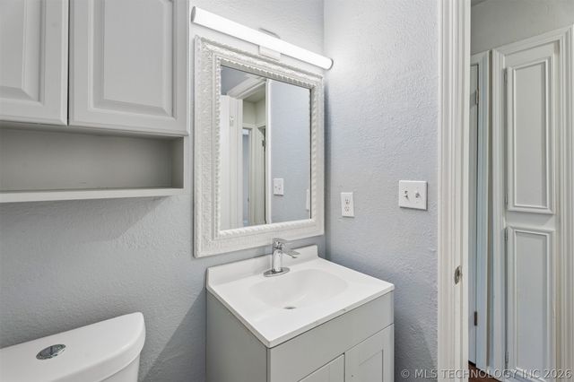 3634 S 106th Place E, Tulsa, OK 74146