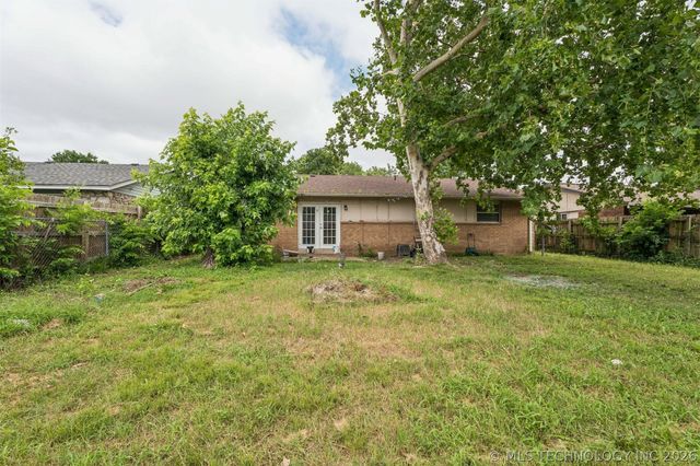 3634 S 106th Place E, Tulsa, OK 74146