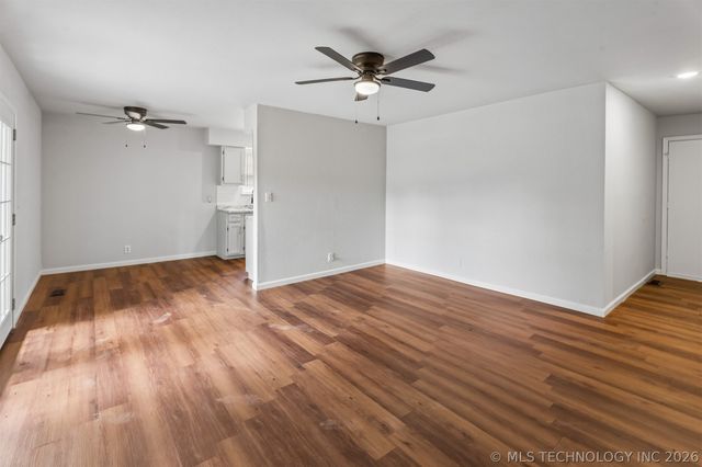 3634 S 106th Place E, Tulsa, OK 74146