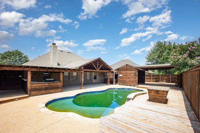 103 Haymeadow Drive, Crandall, TX 75114