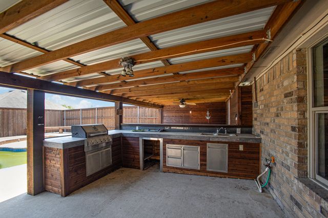 103 Haymeadow Drive, Crandall, TX 75114
