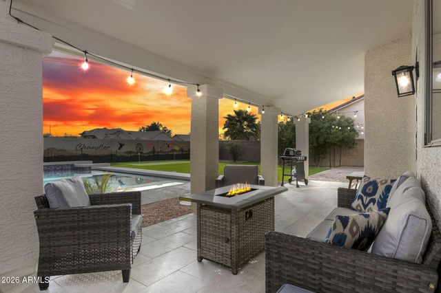 1591 E Carla Vista Drive, Chandler, AZ 85225