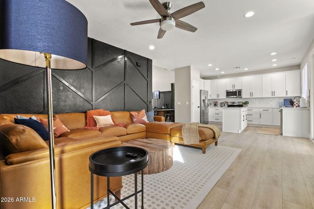 1591 E Carla Vista Drive, Chandler, AZ 85225