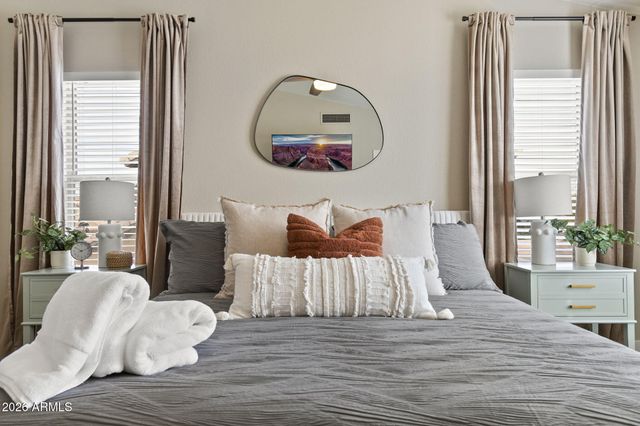 1591 E Carla Vista Drive, Chandler, AZ 85225