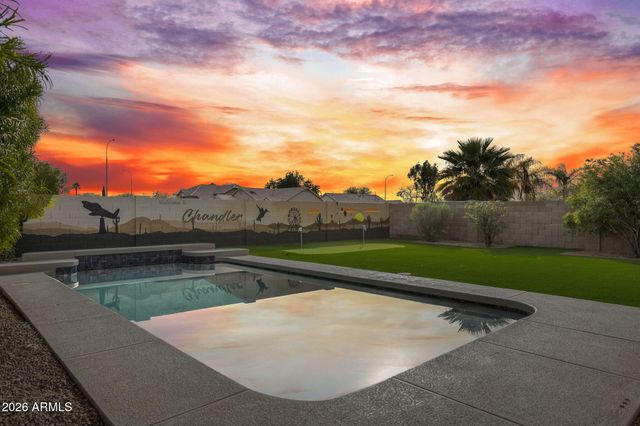 1591 E Carla Vista Drive, Chandler, AZ 85225