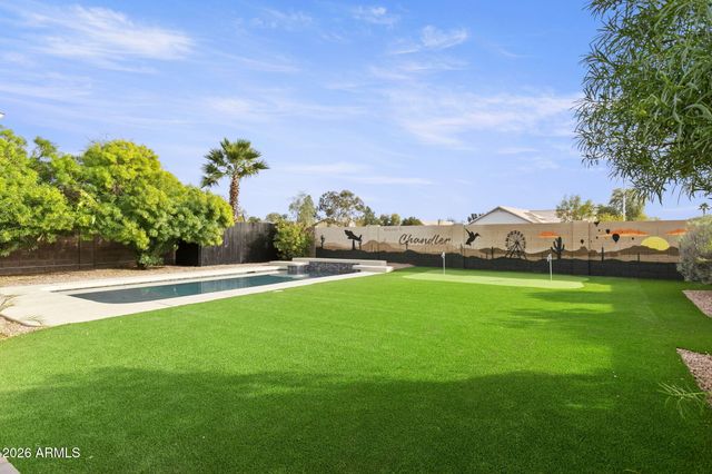 1591 E Carla Vista Drive, Chandler, AZ 85225