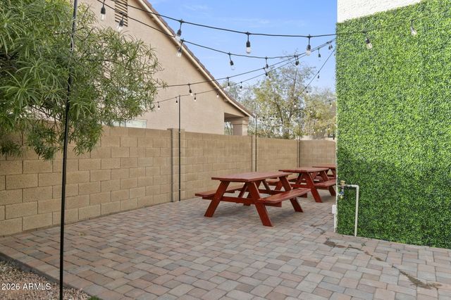 1591 E Carla Vista Drive, Chandler, AZ 85225