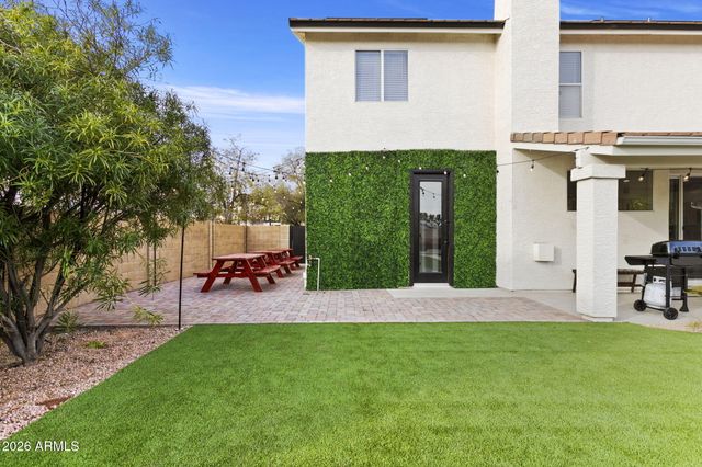 1591 E Carla Vista Drive, Chandler, AZ 85225