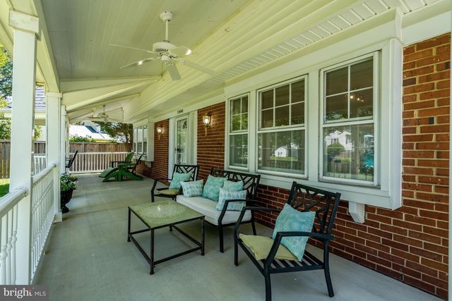 13042 MAPLE VIEW LN, Fairfax, VA 22033