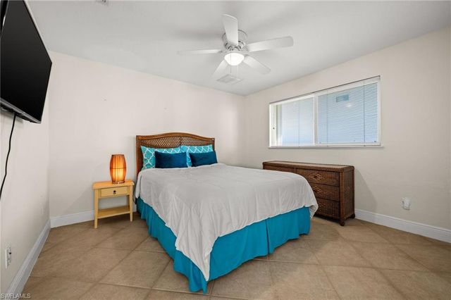 264 Bayshore DR, Cape Coral, FL 33904